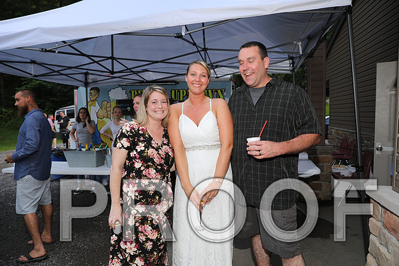 8L2A2816 Wedding - Reception Let the Party Start