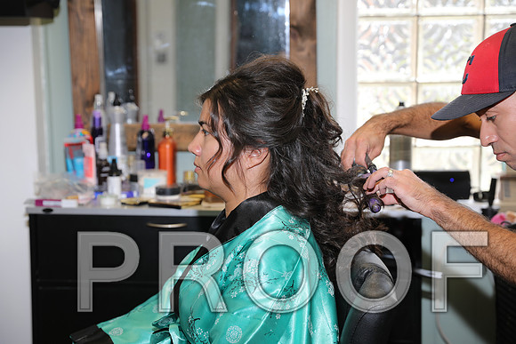 8L2A5233 Wedding - Bride getting ready for the big day