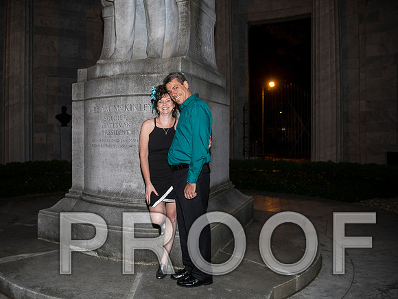 8L2A0429 aaa The happy couple at McKinley Memorial in Niles, Ohio