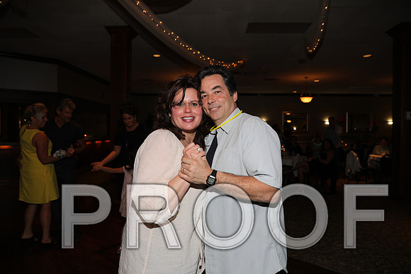 8L2A0061 Guests & Family Dancing and Partying
