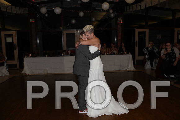 8L2A3713 Wedding Photos - First Dance