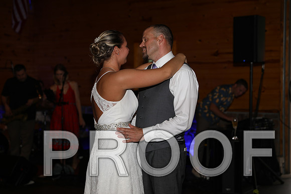 8L2A2698 Wedding - First Dance