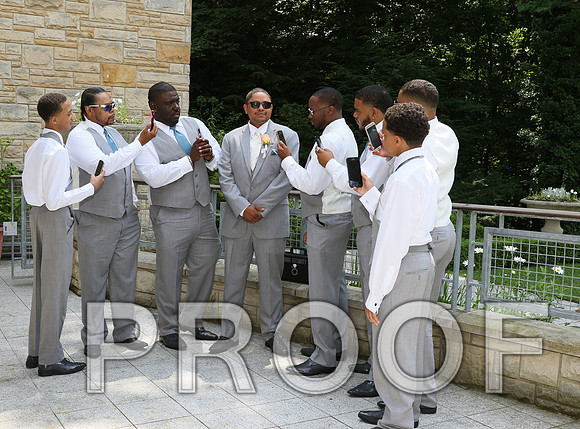 IF6A1521 / Groom preparing for the big day