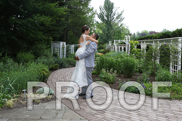 IF6A2112 / The Wedding - The Bride and Groom