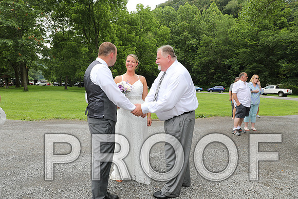 8L2A2461 Wedding - Congratulations to the Bride and Groom