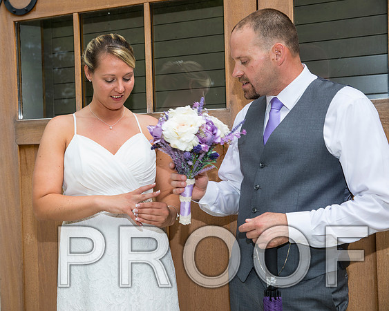 8L2A1960 aaa Wedding - Bride and Groom First Look