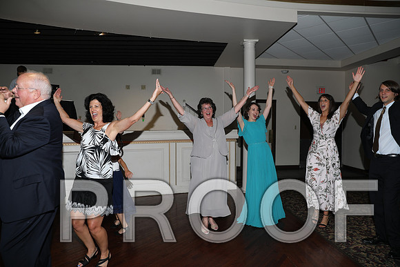 8L2A1563 Wedding Reception Let the Party Start