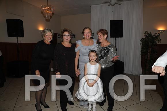 8L2A6631 Wedding Photos - Let the Party Start