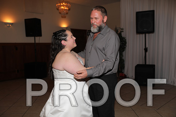 8L2A6489 Wedding Photos - Father / Daughter Dance