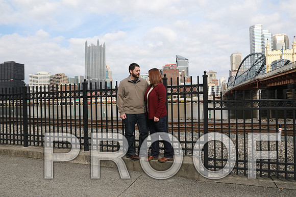 8L2A3128 Engagement - Station Square