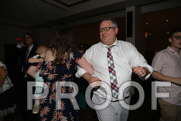 8L2A1570 Wedding Reception Let the Party Start