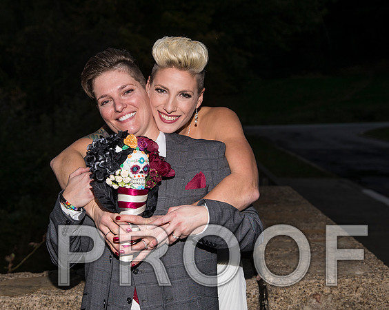 8L2A3602 aaa Wedding Photos - the bride and groom along with the bridal party