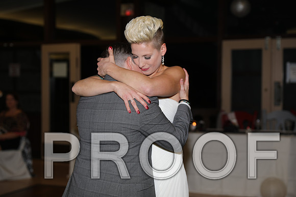 8L2A3744 Wedding Photos - First Dance
