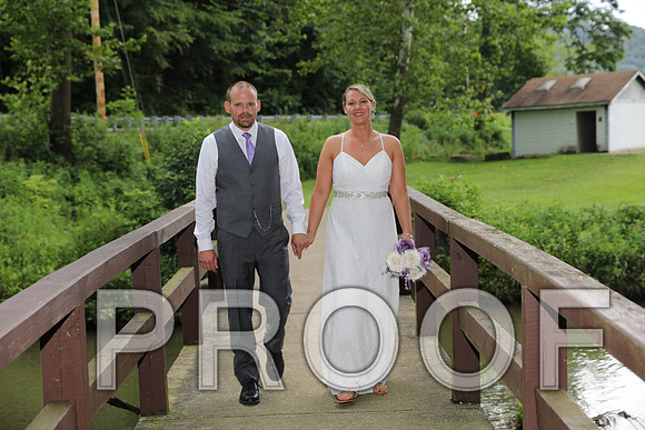 8L2A2014 Wedding - The Bride and Groom
