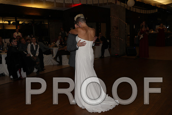 8L2A3735 Wedding Photos - First Dance