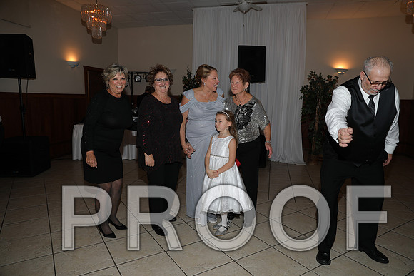8L2A6630 Wedding Photos - Let the Party Start