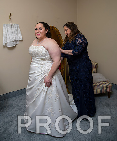 8L2A5548 aaa Wedding Photos - Bride getting ready