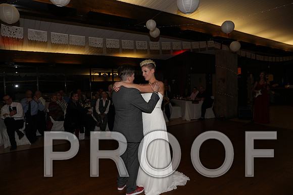 8L2A3726 Wedding Photos - First Dance