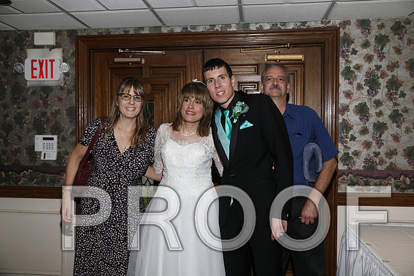 8L2A1554 Wedding Reception Let the Party Start