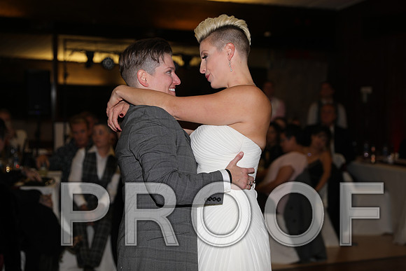 8L2A3762 Wedding Photos - First Dance