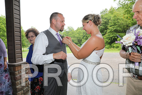 8L2A2144 Wedding - The Bride and Groom