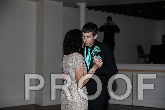 8L2A1445 Wedding Father / Daughter Dance