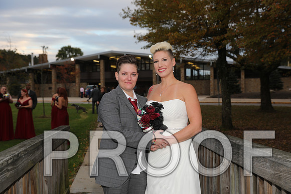 8L2A3504 Wedding Photos - the bride and groom along with the bridal party