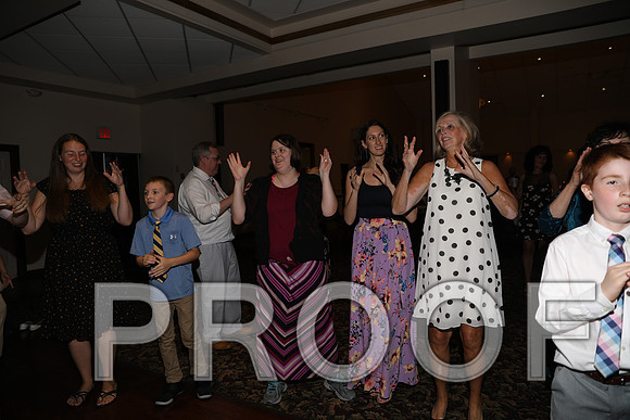 8L2A1607 Wedding Reception Let the Party Start