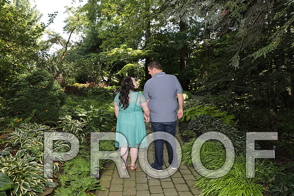 8L2A3427 Engagement Session - Millcreek Park
