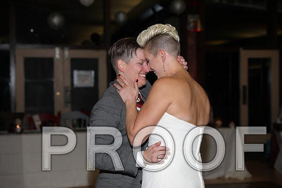 8L2A3756 Wedding Photos - First Dance