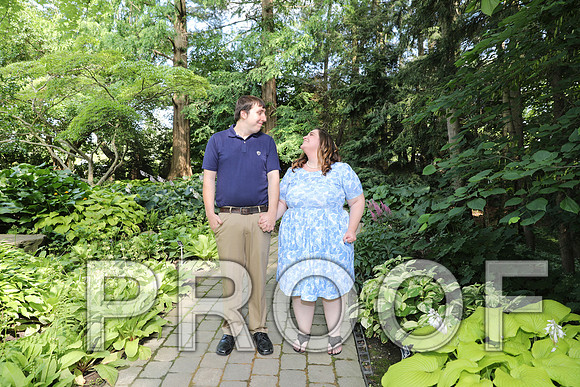 8L2A2883 Engagement Session