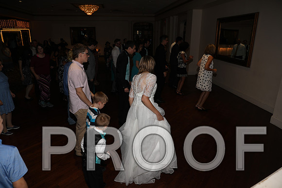 8L2A1618 Wedding Reception Let the Party Start