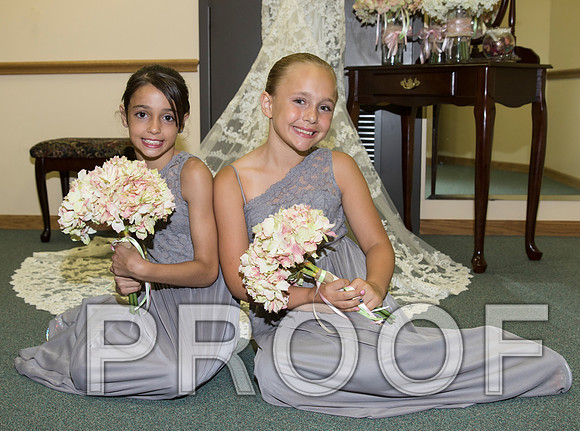 IF6A5151 aaa Wedding - Bride preparing for the big day