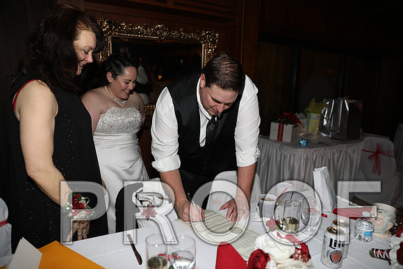 8L2A6683 Wedding Photos - Let the Party Start