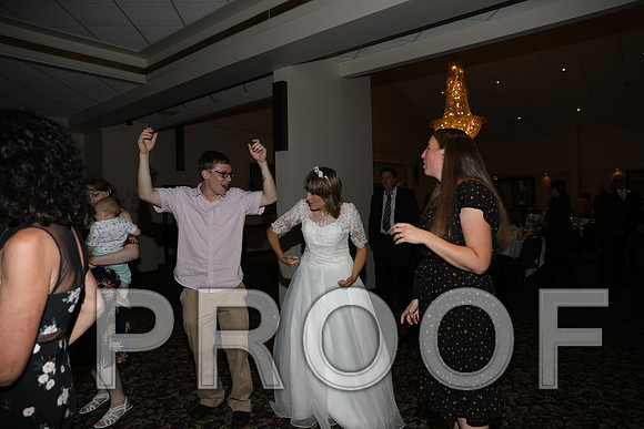 8L2A1557 Wedding Reception Let the Party Start