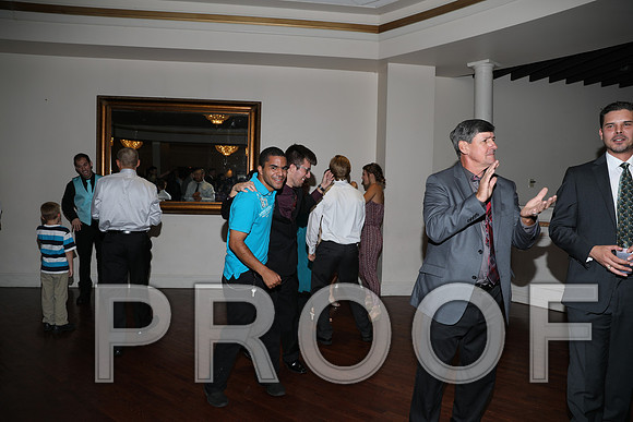 8L2A1560 Wedding Reception Let the Party Start