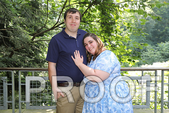 8L2A2879 Engagement Session
