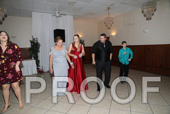8L2A6657 Wedding Photos - Let the Party Start