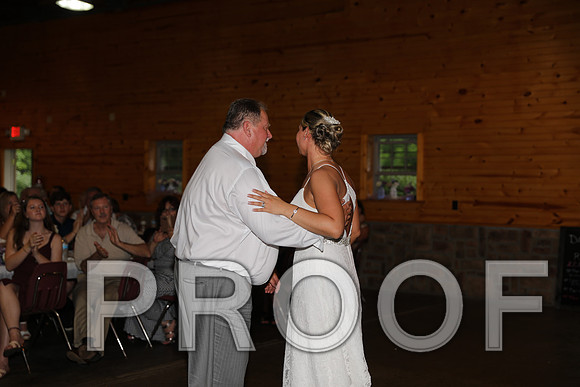 8L2A2759 Wedding - Father / Daughter Dance