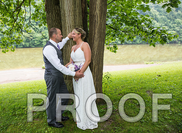 8L2A2127 aaa Wedding - The Bride and Groom