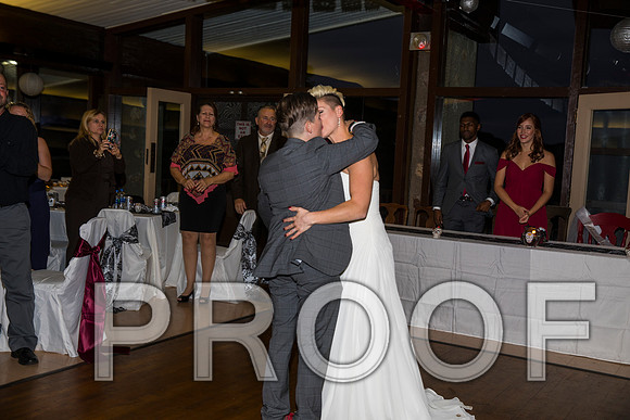 8L2A3652 aaa Wedding Photos - Welcome to the reception