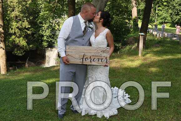 IF6A5603 Wedding - Bride and Groom with the bridal party