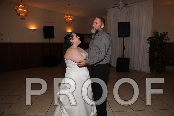 8L2A6490 Wedding Photos - Father / Daughter Dance