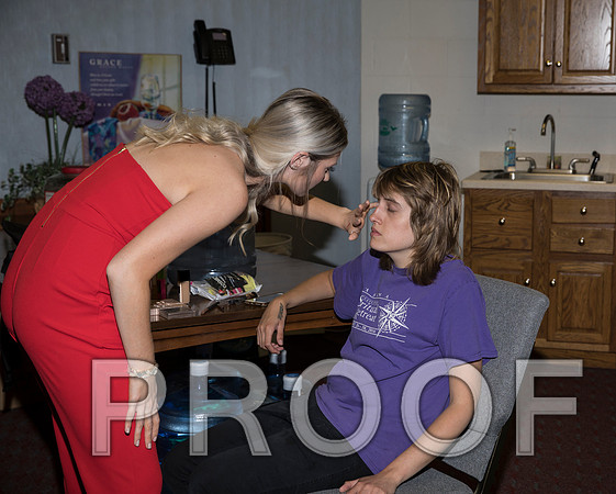 8L2A0503 aaa Wedding - Bride getting ready for the big day