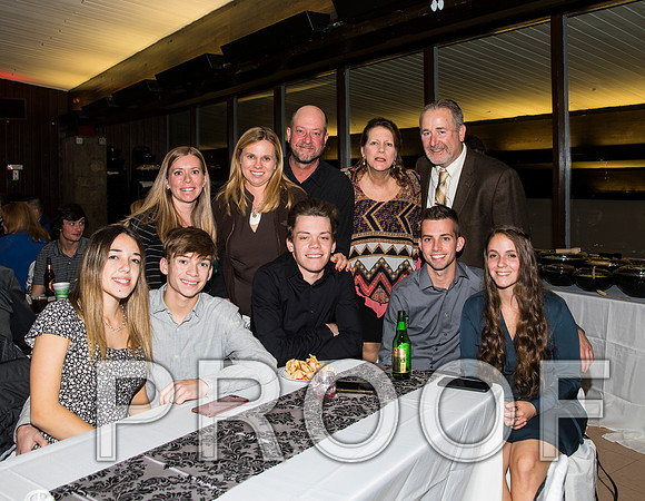 8L2A3797 aaa Wedding Photos - Bride and Groom with guests
