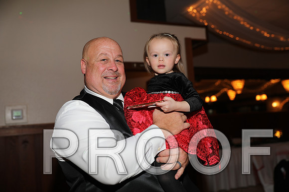 8L2A6536 Wedding Photos - Let the Party Start