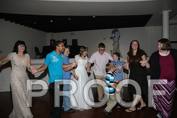 8L2A1586 Wedding Reception Let the Party Start