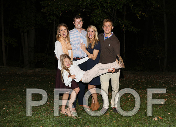 IF6A7897 aaa Engagement - Family and Friends