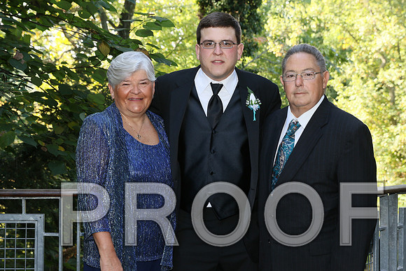 IF6A7335 Wedding Day - Groom and Family