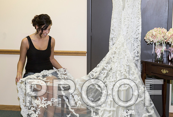 IF6A5040 aaa Wedding - Bride preparing for the big day